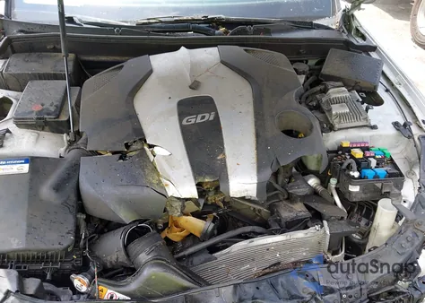 2013 Hyundai Genesis 3.8 from USA, damaged, VIN KMHGC4DD3DU248313